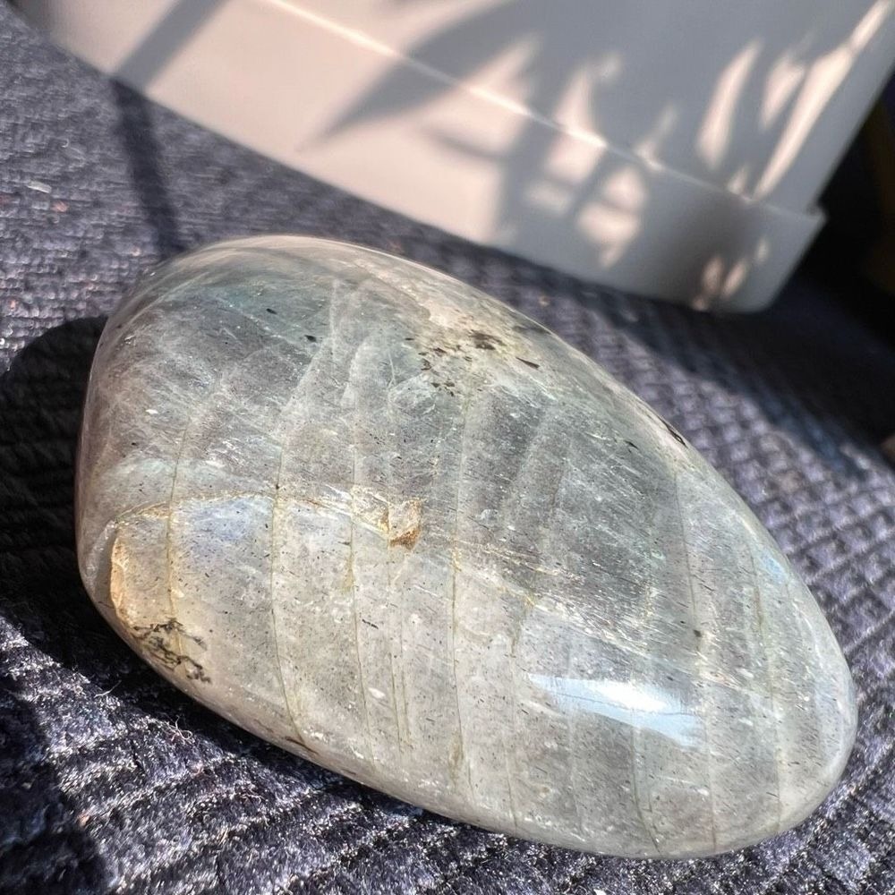 Rainbow Flash Labradorite‎ Heart Palm Stone Healing Crystal Carving Gem - Picture 7 of 11